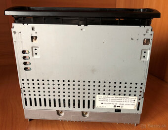 Sony XR - 4740 RDS - 10