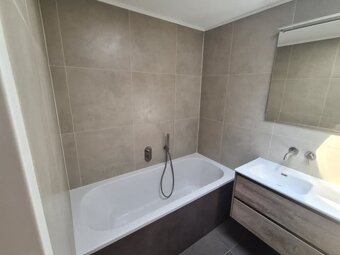 Rekonstrukcia bytov a RD - 10