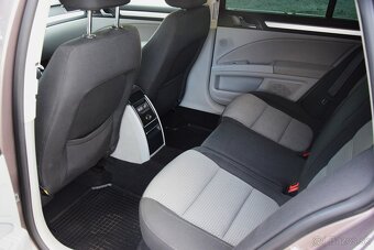 Škoda Superb Combi 2.0 TDI 103 kw - 10