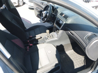 Škoda Octavia 1,4i 16V 2011 - 10
