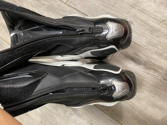 Dainese torque D1 out 44 - 10