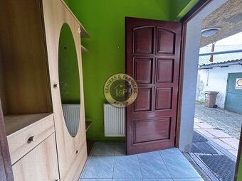 Rodinný dom s 2 bytovými jednotkami NA PREDAJ, VAJNORY - 10