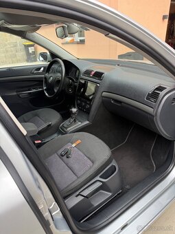 Škoda Octavia 2.0TDI DSG - 10