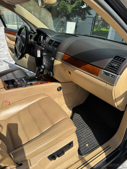 Volkswagen Touareg 2.5 TDI – 1. majitel, perfektní stav - 10