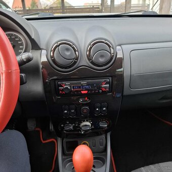 Dacia Duster 1,6 zdvihák ZŤP - 10