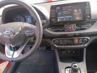 Hyundai i30 - 10