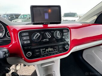 Volkswagen Up Up 1.0 BMT 75k high up - 10