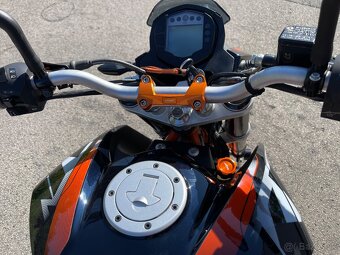 KTM DUKE 390 ABS 4430km 7/2016 Akrapovic - 10