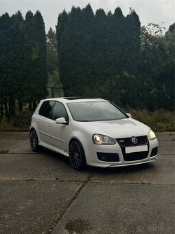 VW Golf GTI edition 30, manuál, strešné okno, candy white - 10