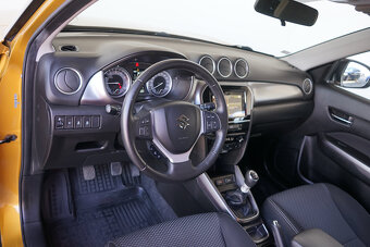 17- SUZUKI Vitara, 2019, benzín, 1.4 BoosterJet, 103 kW - 10