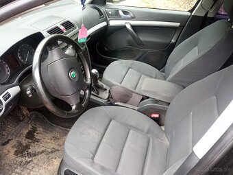 Octavia 2 1.9tdi - 10