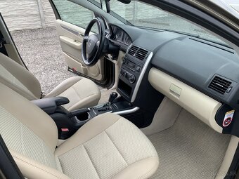 MERCEDES-BENZ A TRIEDA 180 CDI AVANTGARDE AUTOTRONIC A/T SR - 10