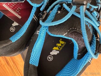 Pracovná obuv 43 so spevnenou špičkou - 10