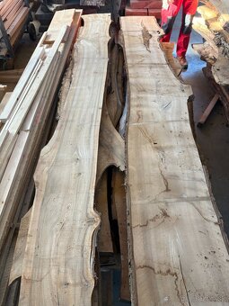 Vysušené orechové fošne, orech, 52 a 60 mm - 10