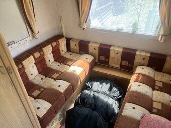 Predam 5 miestny karavan dovoz gb vo vybornom stave - 10