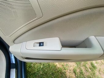 Škoda superb 2.0 tdi Cr.125kw 4x4 6q manual - 10