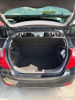 Kia Ceed - 10