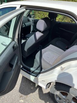 Škoda fabia 1.4 MPI - 10