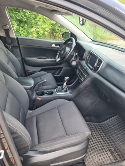 Kia Sportage 2,0crdi 136kw 4x4 rok 2017 - 10