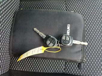 SUZUKI GRAND VITARA 4x4 1.6 BENZIN - NA PREDAJ / NA SPLÁTKY - 10