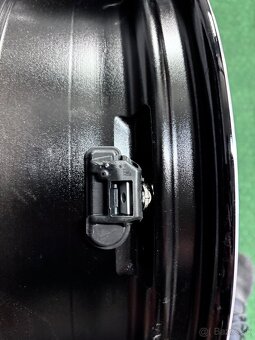 Mercedes AMG GLC R20 orig. - 10