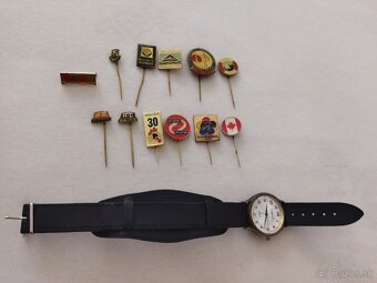 stare koruny a 2 eurovky a stara minca - 10