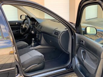 Volkswagen Golf IV 1.6B 77KW PACIFIC - 10