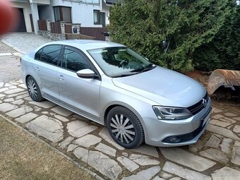 Volkswagen Jetta - 10