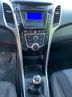 Hyundai i30 benzín - 10