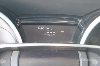 Renault Clio Grandtour 1,2 i 16V 54 kW LIMITED 59 700km - 10