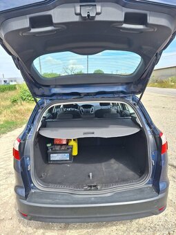 Ford Focus - 10