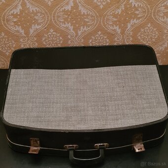 Retro kabelky a retro kufre - 10