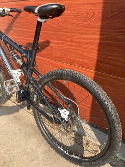 Celoodpruzeny bicykel mongoose M 18 26 - 10