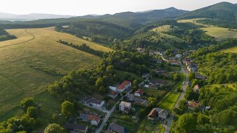 Únik z mesta: Rodinný dom v nádhernej podhorskej prírode s p - 10