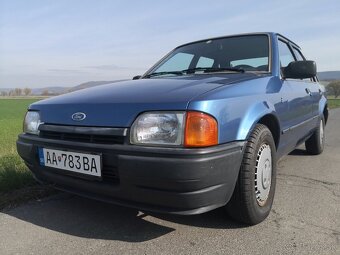 Ford Escort 1,4 GHIA 1987 - 10