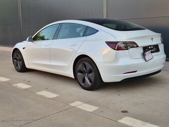 Tesla Model 3 Standard Plus 79'000 km
- 10