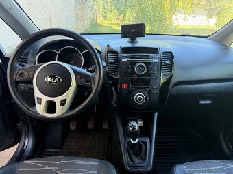 KIA Venga 1,6 cvt benzín - 10
