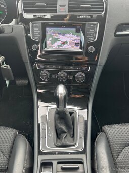 Volkswagen Golf VII Variant 1.4TSI DSG Highline - 10