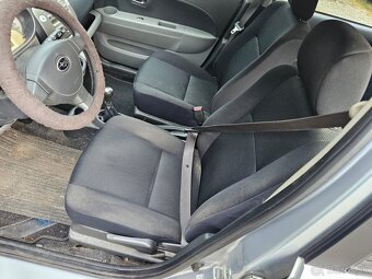 Subaru Justy 1.0i 4×4 model 2011 - 10