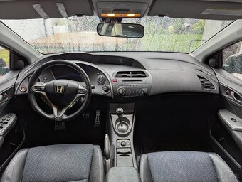 Honda Civic 1.8 VTEC Sport - 10