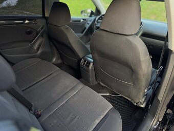 VOLKSWAGEN GOLF VI 1.6 BENZÍN HATCHBACK SK PÔVOD - 10