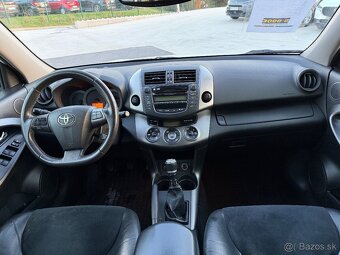 Toyota RAV4 SUV/Off-road 110kw Manuál - 10