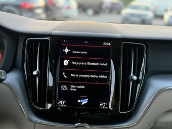 Volvo XC60 2.0 B4 mHEV Momentum Pro AWD A/T - 10