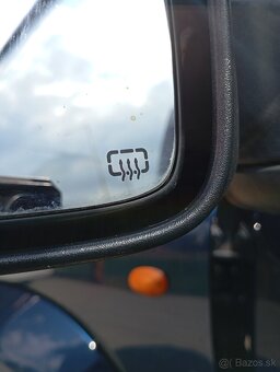 Jeep Cherokee Limited 2.8 CRD, 120 kW, automat, 2005 - 10