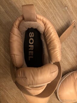 NWT Sorel Out N About Puffy Boot High Top Sneaker Waterproof - 10