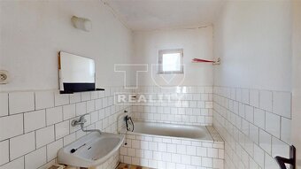 Na predaj rodinný dom v obci Obsolovce s pozemkom 500m2 - 10