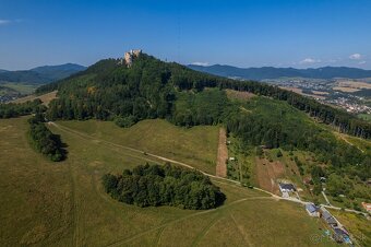 Pozemok pod hradom - 10