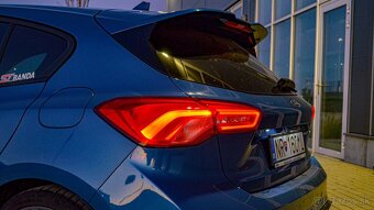Ford Focus ST 2.3 - 10