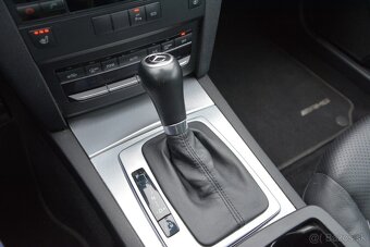 Mercedes E trieda Coupé 1.8 benzín 250CGI automat, koža - 10