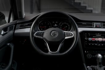 Volkswagen Passat combi 2.0 TDI, 110 kW - 10